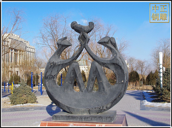 冬日小景雕塑.jpg 冬日小景雕塑.jpg