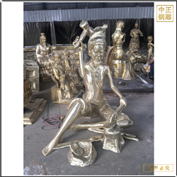 古代打鐵人物銅雕塑 古代打鐵人物銅雕塑
