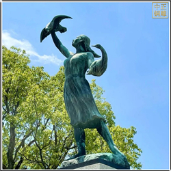 廣場(chǎng)女孩釋放鴿子銅像 廣場(chǎng)女孩釋放鴿子銅像