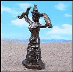 蛇女神西方人物雕塑