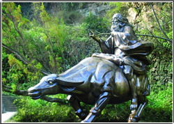 室外老子騎牛銅雕塑、